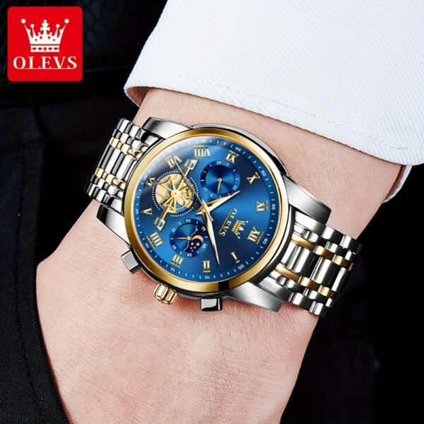 montre de luxe olevs pour hommes cadran bleu en acier inoxydable avec marqueurs dorés, indicateur de phase lunaire, aiguilles lumineuses, mouvement à quartz, chiffres romains & détails couronne pour tenue formelle et décontractée, montre polyvalente, style sophistiqué, bracelet résistant, finition haute qualité
